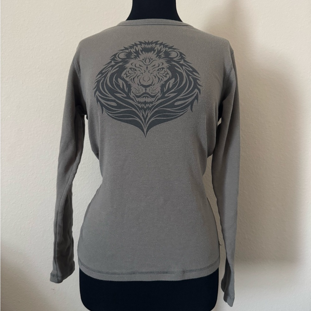 Olive/Gray Long Sleeve with Lion Graphic Small